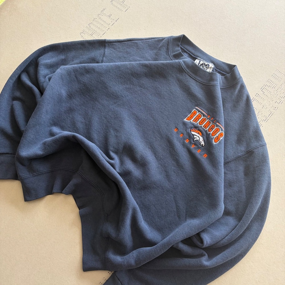 Vintage 90s Lee Sport Denver Broncos Crewneck Sweater